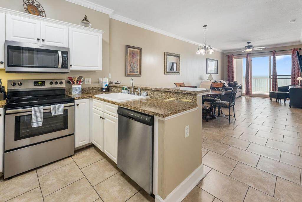 Island Royale: Beachfront Condo in Gulf Shores Exterior photo