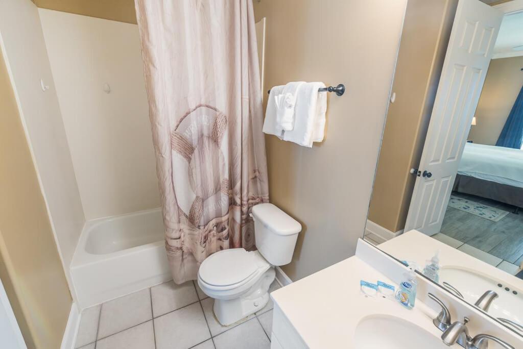 Island Royale: Beachfront Condo in Gulf Shores Exterior photo