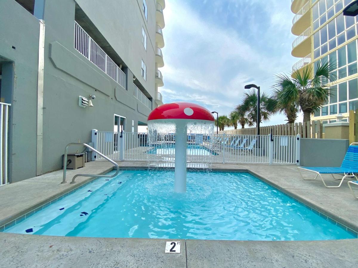 Island Royale: Beachfront Condo in Gulf Shores Exterior photo